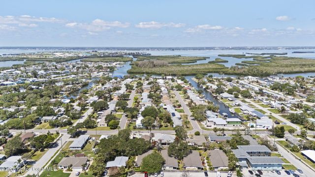 236 Woodland Avenue 3, Cocoa Beach, FL 32931