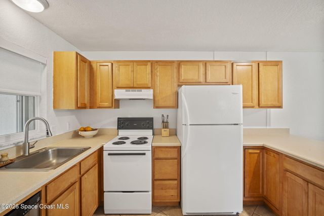 236 Woodland Avenue 3, Cocoa Beach, FL 32931