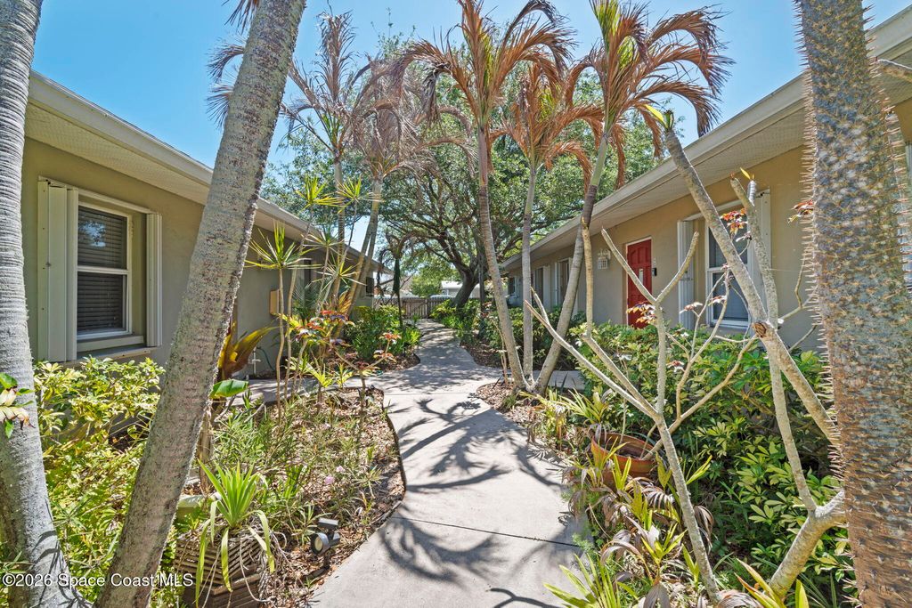 236 Woodland Avenue 3, Cocoa Beach, FL 32931