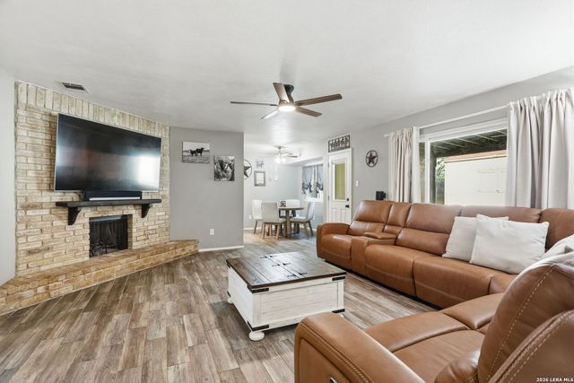 6006 RIDGE FIELD ST, San Antonio, TX 78250