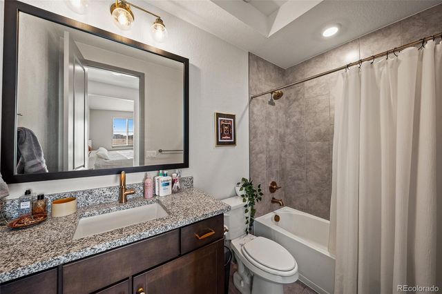 6542 Barnstead Drive, Castle Pines, CO 80108