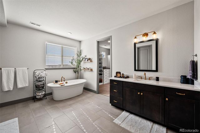 6542 Barnstead Drive, Castle Pines, CO 80108