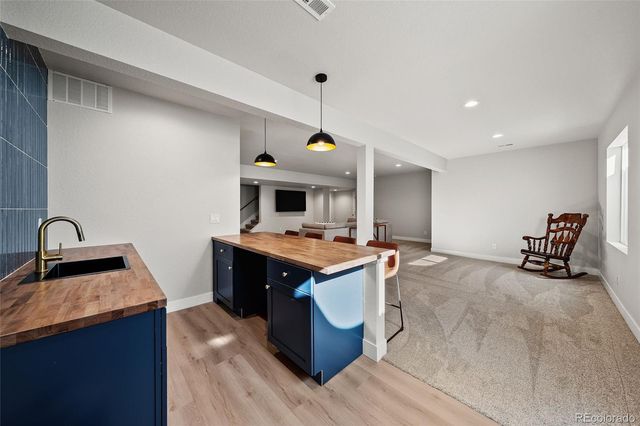 6542 Barnstead Drive, Castle Pines, CO 80108