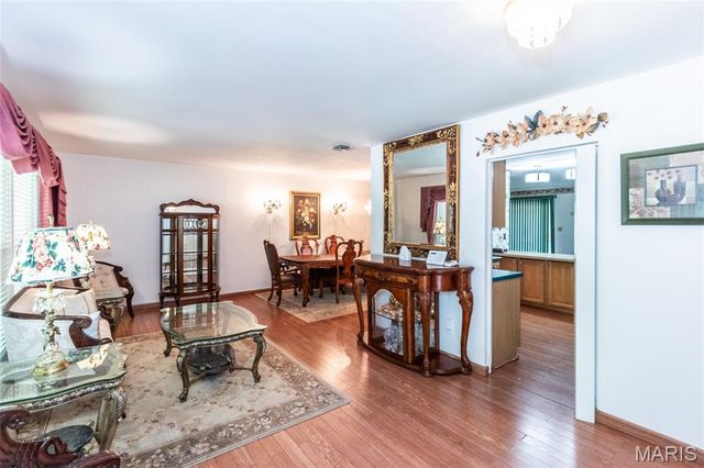 1204 Hobson Drive, Ferguson, MO 63135