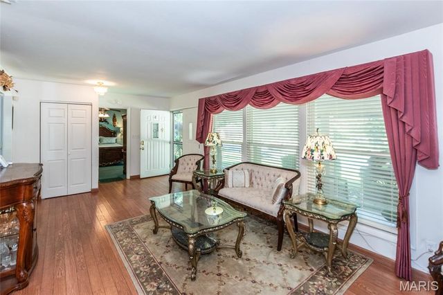 1204 Hobson Drive, Ferguson, MO 63135
