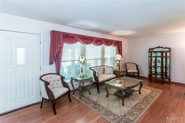 1204 Hobson Drive, Ferguson, MO 63135