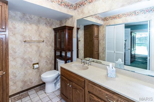 1204 Hobson Drive, Ferguson, MO 63135