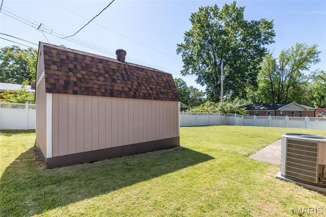 1204 Hobson Drive, Ferguson, MO 63135