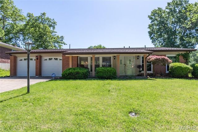 1204 Hobson Drive, Ferguson, MO 63135