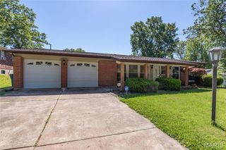1204 Hobson Drive, Ferguson, MO 63135