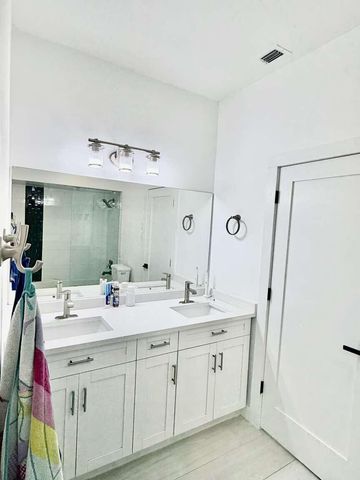 120 SARATOGA Boulevard W, Royal Palm Beach, FL 33411