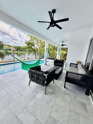 120 SARATOGA Boulevard W, Royal Palm Beach, FL 33411