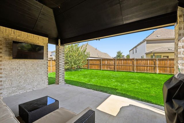 524 Long Meadow Drive, Haslet, TX 76052