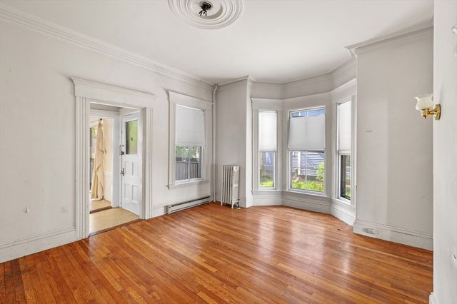 106 Ellery St, Cambridge, MA 02138