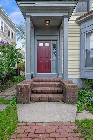 106 Ellery St, Cambridge, MA 02138