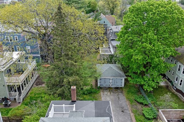 106 Ellery St, Cambridge, MA 02138