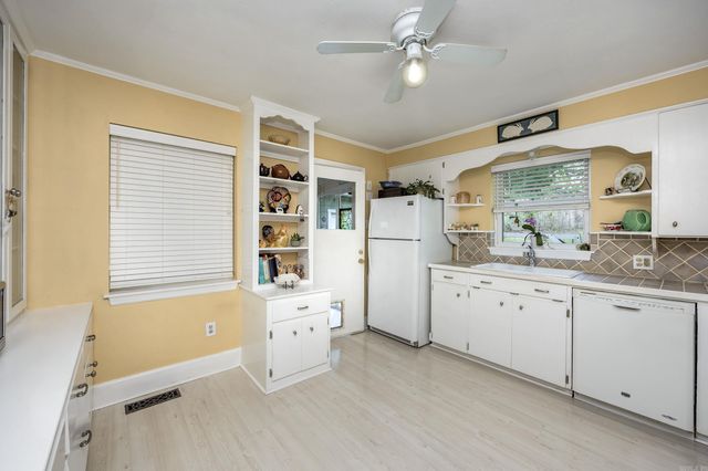 1223 Pine Valley Road, Little Rock, AR 72207