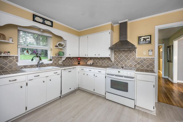 1223 Pine Valley Road, Little Rock, AR 72207