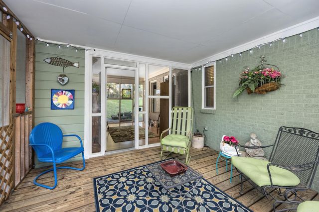 1223 Pine Valley Road, Little Rock, AR 72207