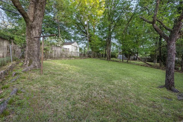 1223 Pine Valley Road, Little Rock, AR 72207