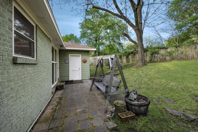 1223 Pine Valley Road, Little Rock, AR 72207