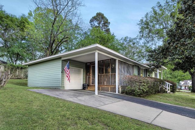 1223 Pine Valley Road, Little Rock, AR 72207