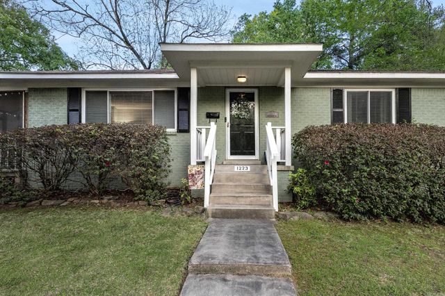 1223 Pine Valley Road, Little Rock, AR 72207