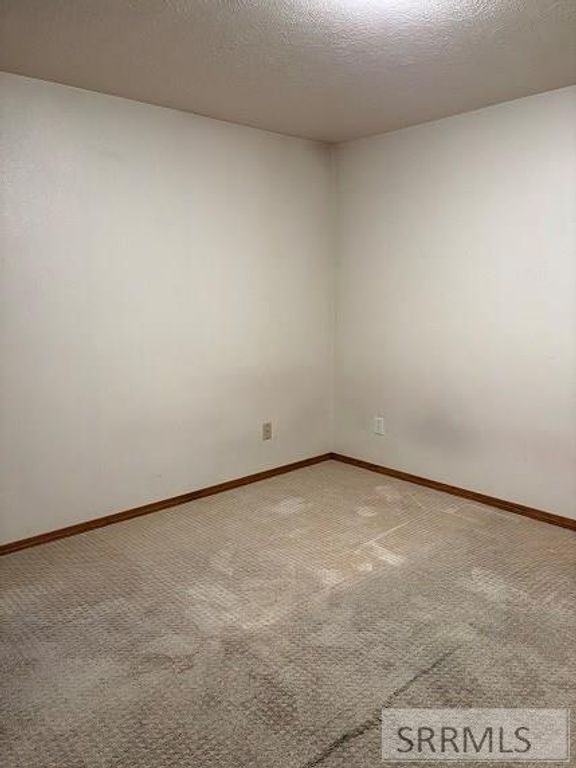 Image 22 of property listing at 2412 S St Clair Avenue # 10, Idaho Falls, ID 83404