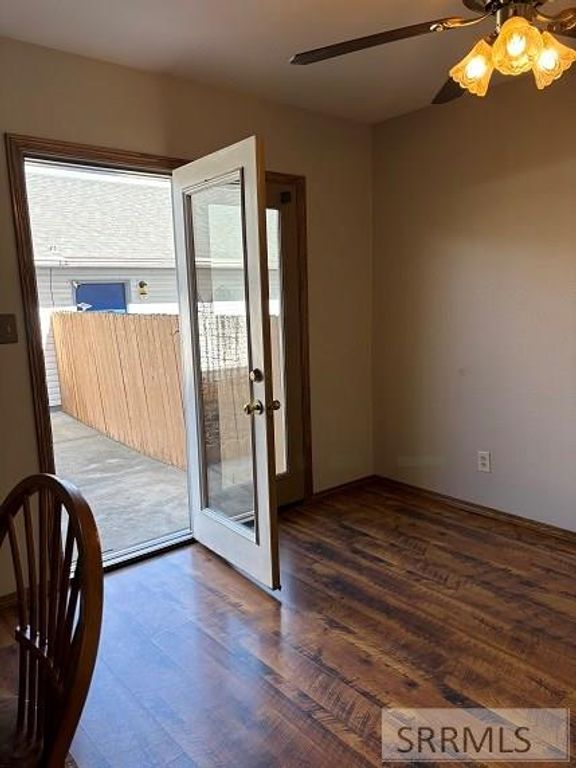 Image 33 of property listing at 2412 S St Clair Avenue # 10, Idaho Falls, ID 83404