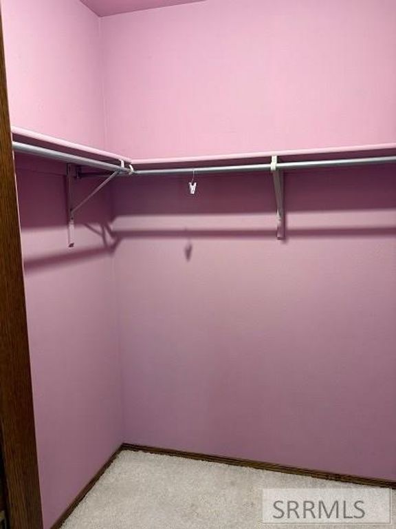 Image 8 of property listing at 2412 S St Clair Avenue # 10, Idaho Falls, ID 83404