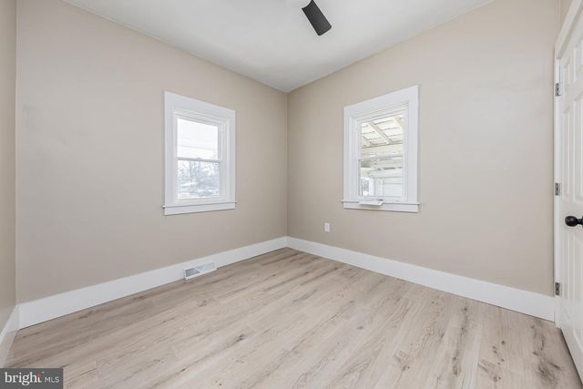 581 N BROADWAY, Deepwater, NJ 08023