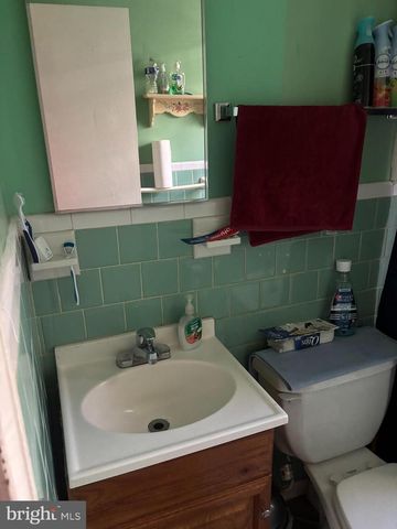 1716 QUARTER AVE, Capitol Heights, MD 20743