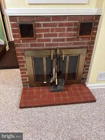 1716 QUARTER AVE, Capitol Heights, MD 20743