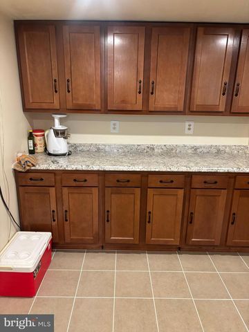 1716 QUARTER AVE, Capitol Heights, MD 20743