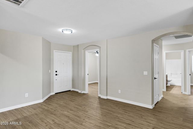 41192 N VINE Avenue, San Tan Valley, AZ 85140