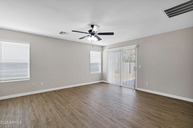 41192 N VINE Avenue, San Tan Valley, AZ 85140