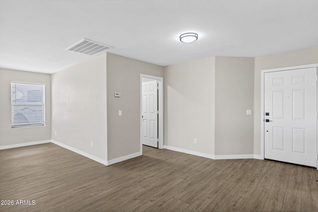 41192 N VINE Avenue, San Tan Valley, AZ 85140