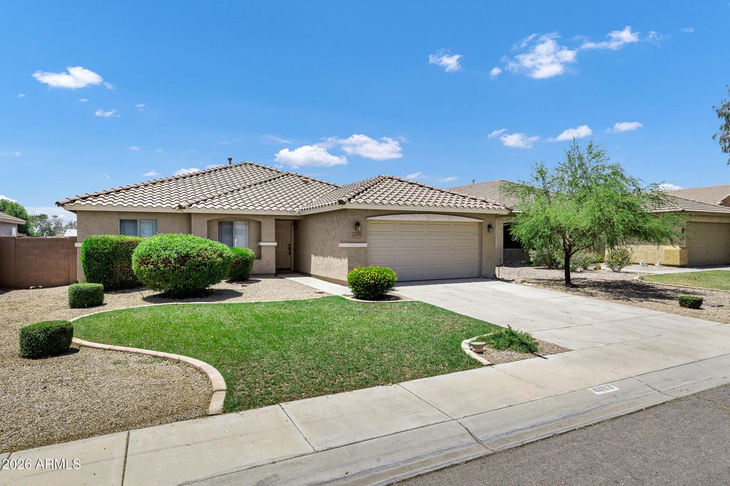 41192 N VINE Avenue, San Tan Valley, AZ 85140 — photo 2