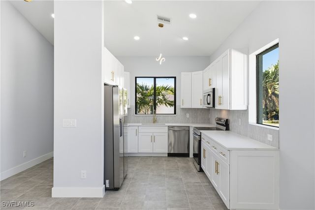 19871 Adams RD, Fort Myers, FL 33908