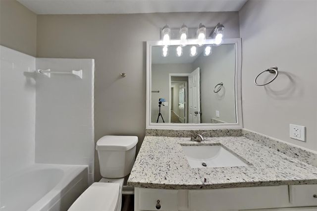 18002 Golden Ridge Drive, Houston, TX 77084