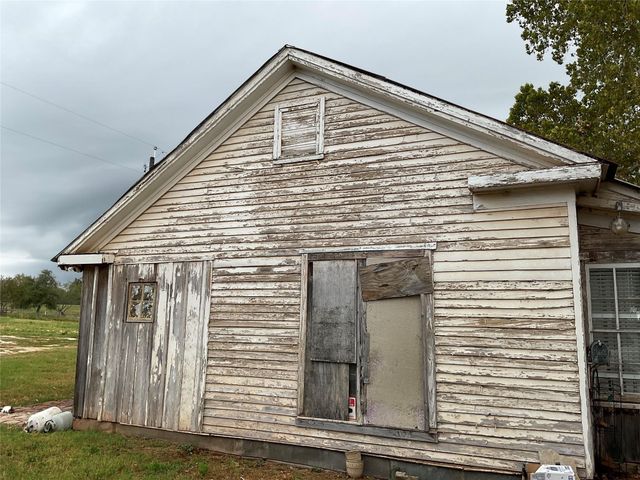 14394 Us Highway 90a W, Gonzales, TX 78629