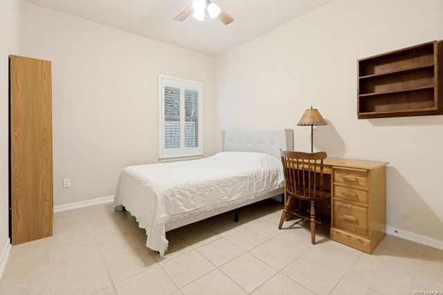 422 Weatherby Dr, Spring Branch, TX 78070