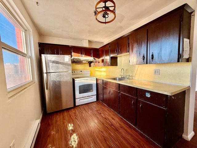 115 W Sqantum 607, Quincy, MA 02171