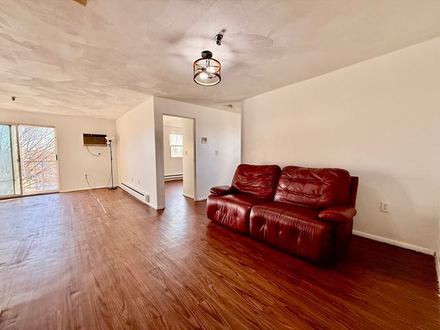 115 W Sqantum 607, Quincy, MA 02171