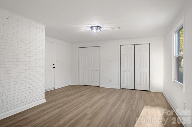 220 Valleybrook Lane, Troutman, NC 28166