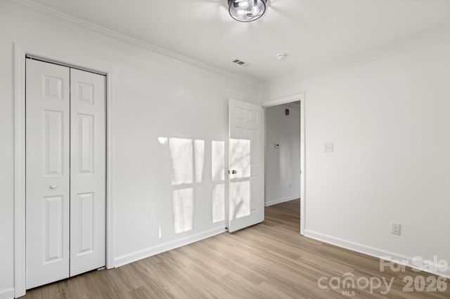 220 Valleybrook Lane, Troutman, NC 28166