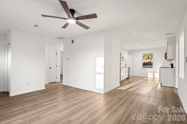 220 Valleybrook Lane, Troutman, NC 28166