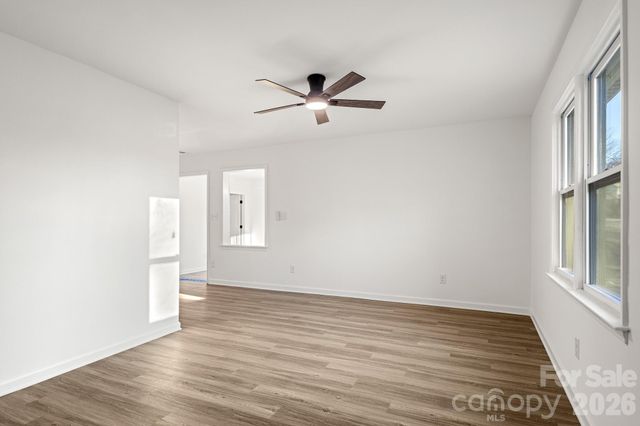 220 Valleybrook Lane, Troutman, NC 28166