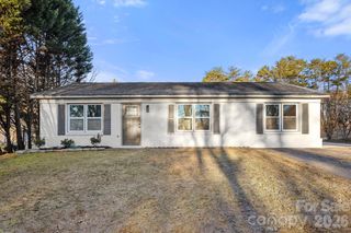 220 Valleybrook Lane, Troutman, NC 28166