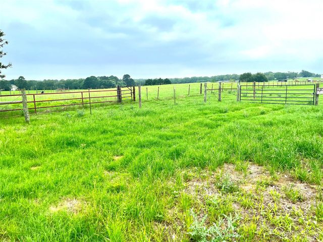 5.556 acres Farris Lane LN, Smithville, TX 78957